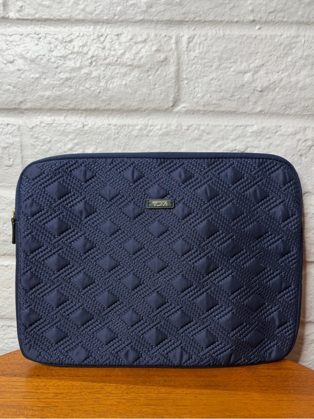 TUMI 15" Quilted Soft Padded Laptop MacBook Sleeve Case Navy Blue